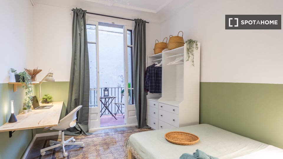 Double room Barcelona, 6 beds — photo 3