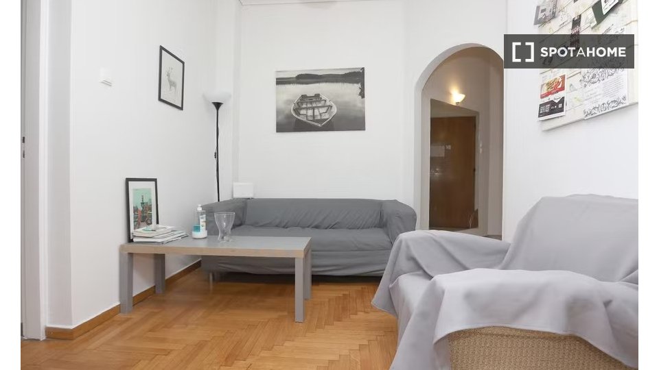 Double room Athens, 5 beds — photo 14