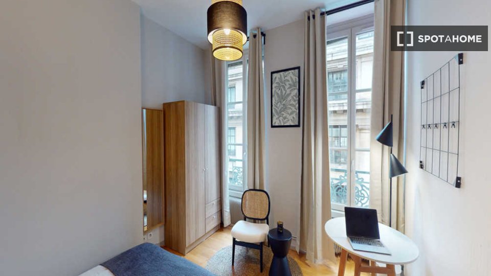 Double room Lyon, 7 beds, 150m² — photo 5