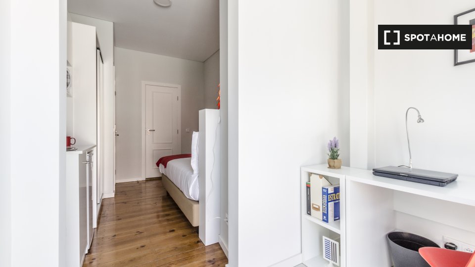 Apartment mono Lisbon, 16m² — photo 4