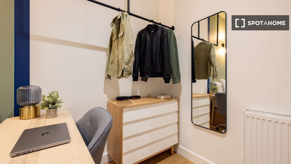 Apartment London, 2 beds, 40m² — photo 10