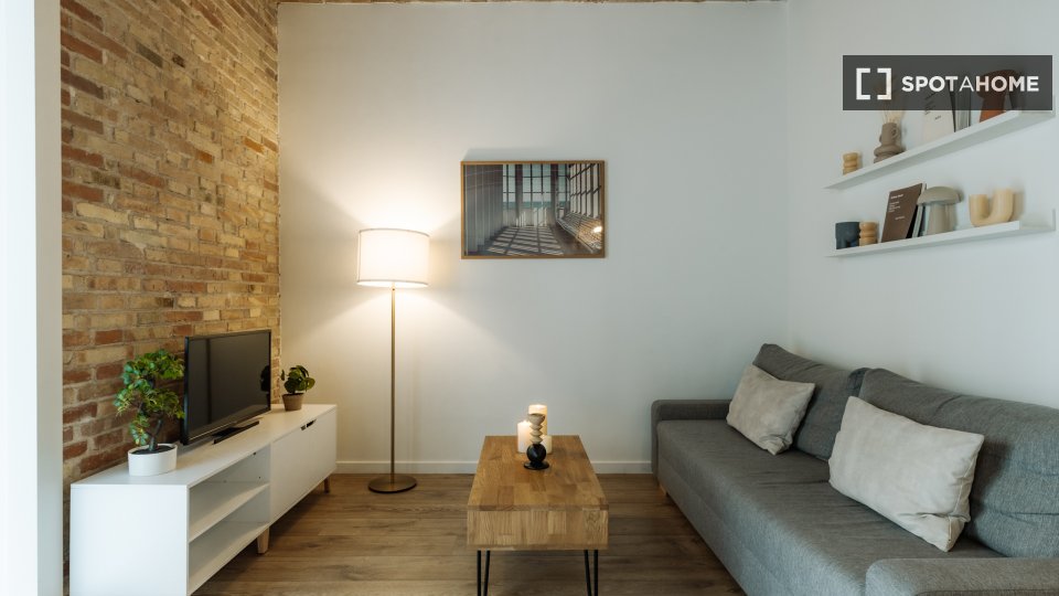 Apartment Barcelona, 2 beds, 74m² — photo 15