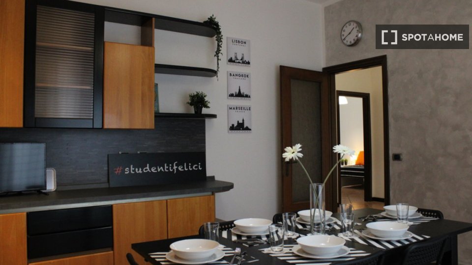 Double room Brescia, 6 beds — photo 14