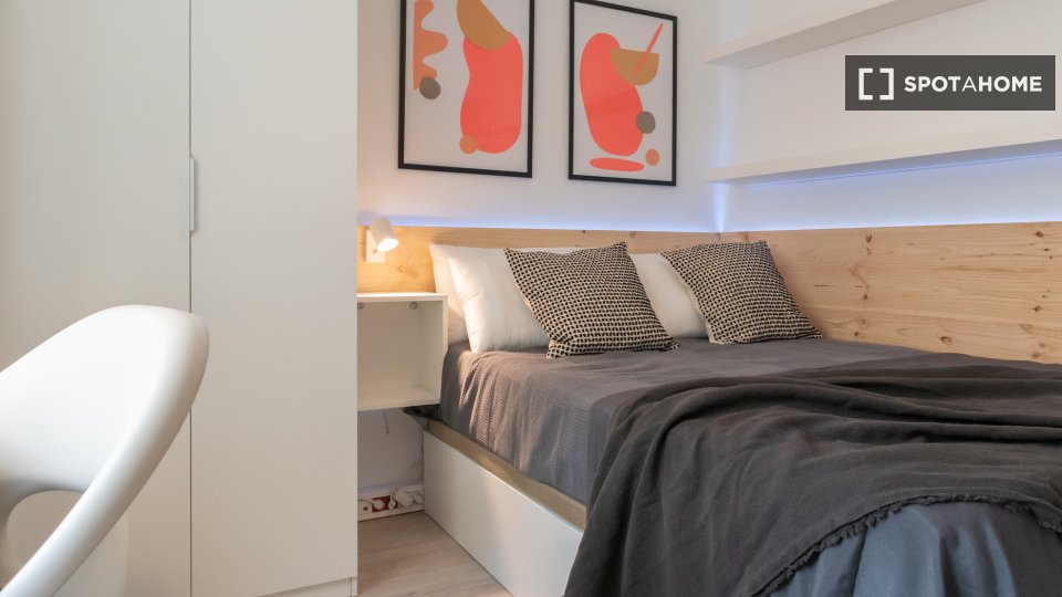 Double room Madrid, 7 beds — photo 13