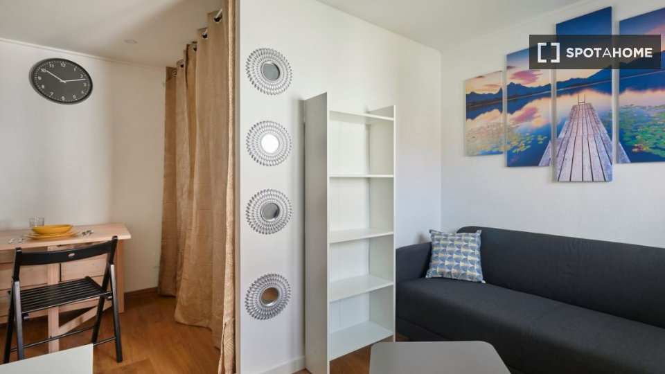 Apartment mono Lisbon — photo 12