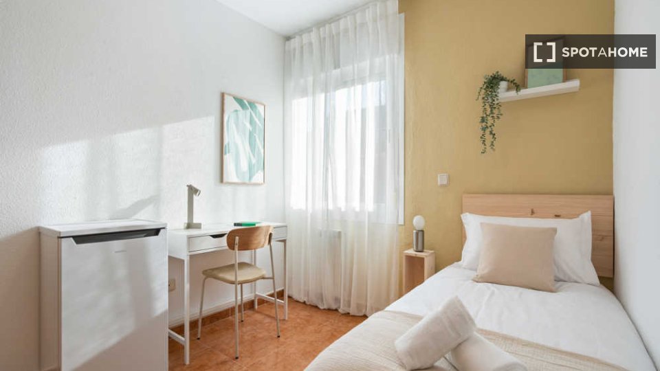 Chambre double Madrid, 34 chambres — photo 17
