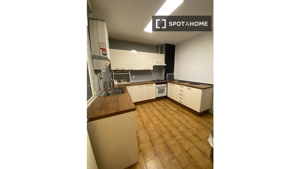 Double room Madrid, 5 beds — photo 46