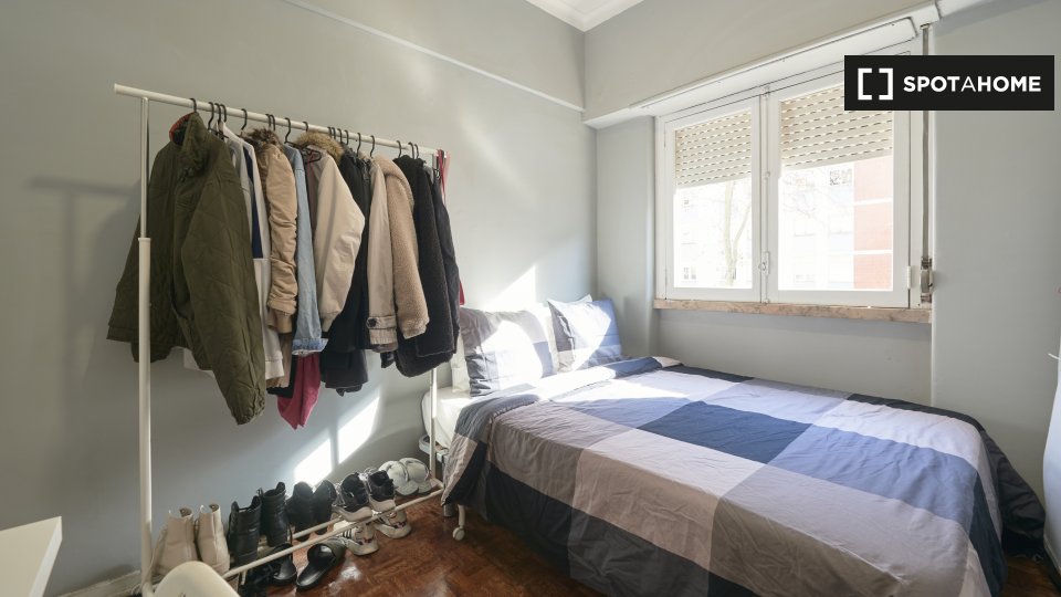 Double room Lisbon, 6 beds — photo 10