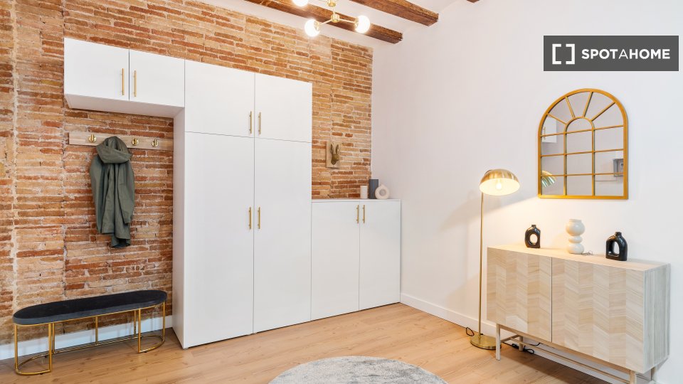 Apartment Barcelona, 2 beds, 90m² — photo 17