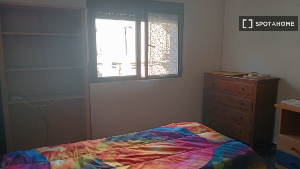 Double room Madrid, 4 beds, 170m² — photo 5