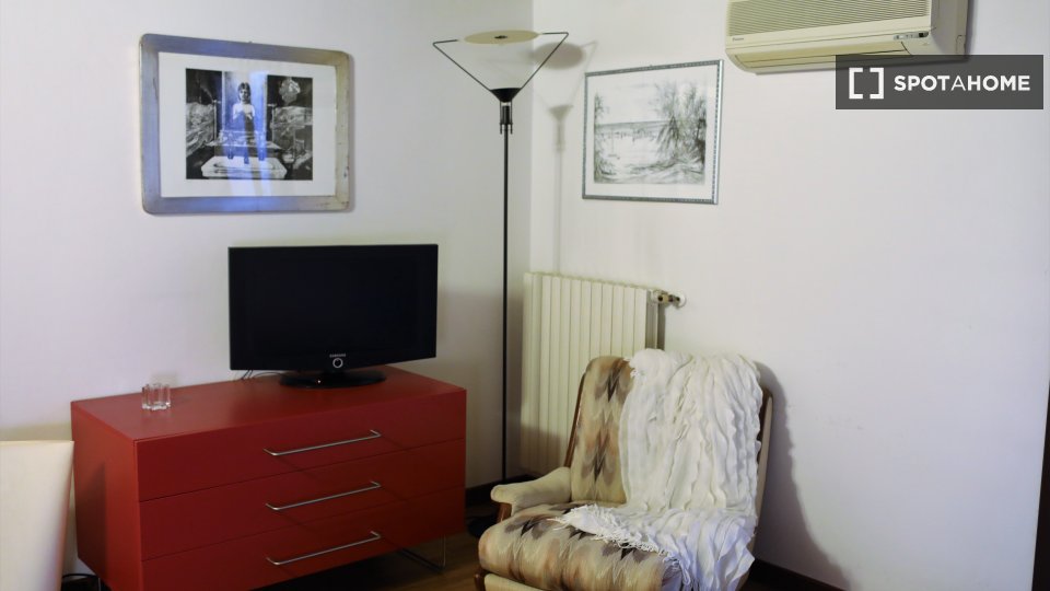 Apartment Bologna, 2 beds, 85m² — photo 7