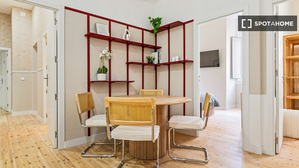 Double room Lisbon, 6 beds — photo 56