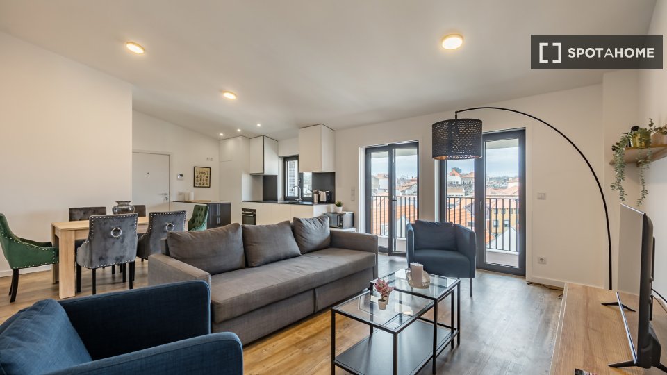 Apartment Porto, 2 beds, 97m² — photo 1