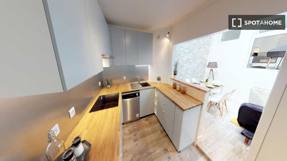 Double room Paris, 5 beds, 140m² — photo 6