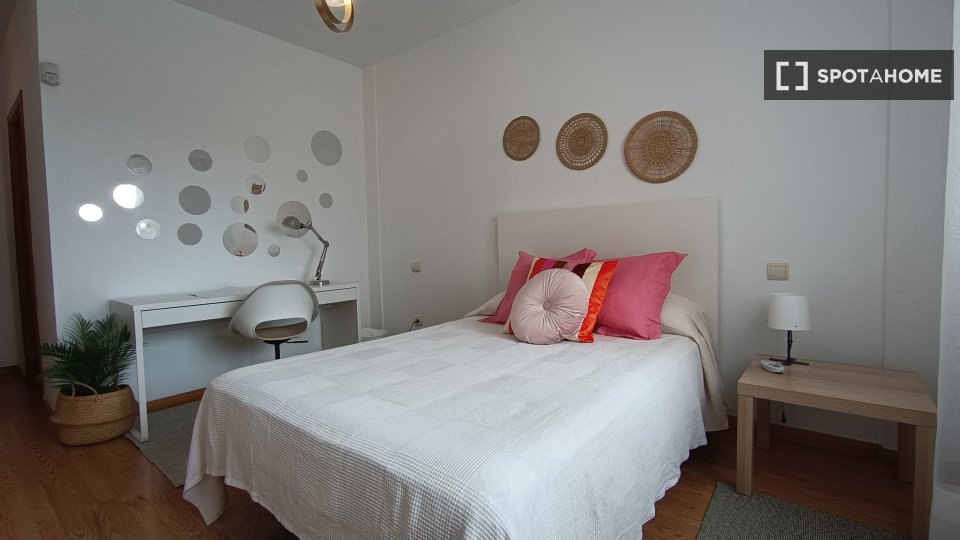 Double room Madrid, 5 beds — photo 7