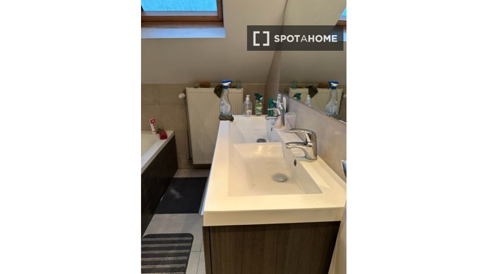 Double room Brussels, 4 beds — photo 3