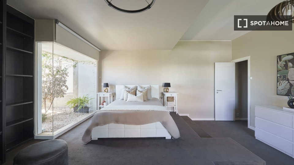 Double room Lisbon, 9 beds — photo 13