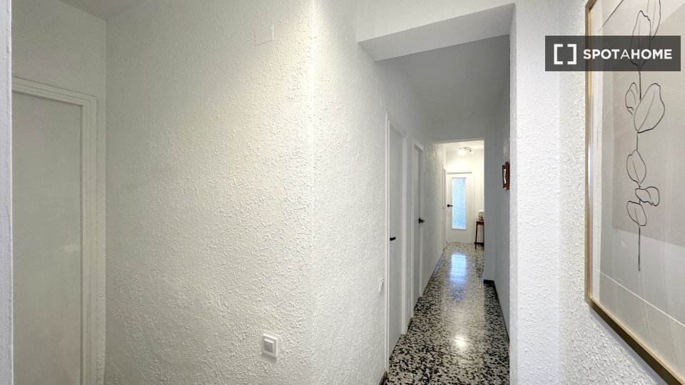 Double room Valencia, 5 beds — photo 10