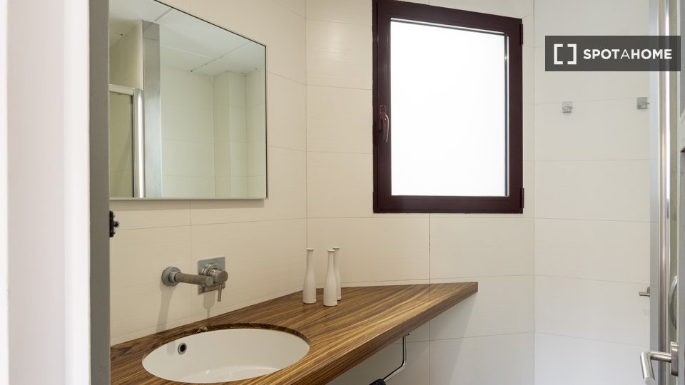 Apartment Valencia, 1 bed, 100m² — photo 3
