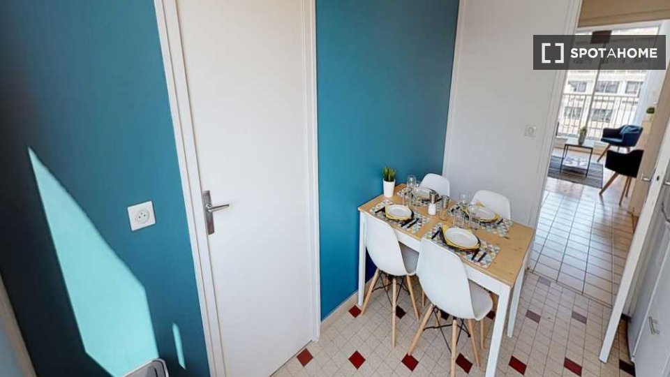 Camera doppia Lione, 4 camere, 90m² — foto 3