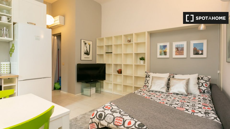 Apartment Milan, 1 bed, 55m² — photo 2