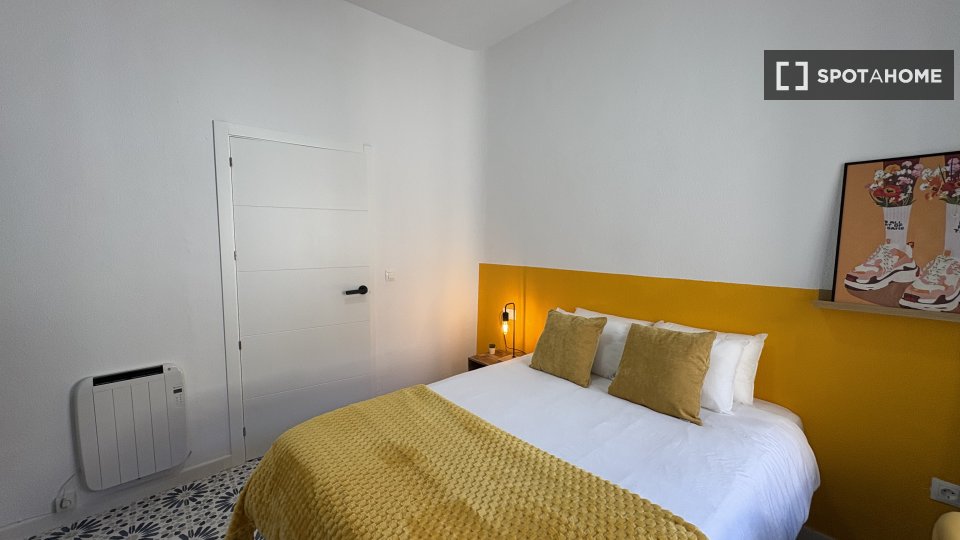 Double room Granada, 6 beds — photo 18