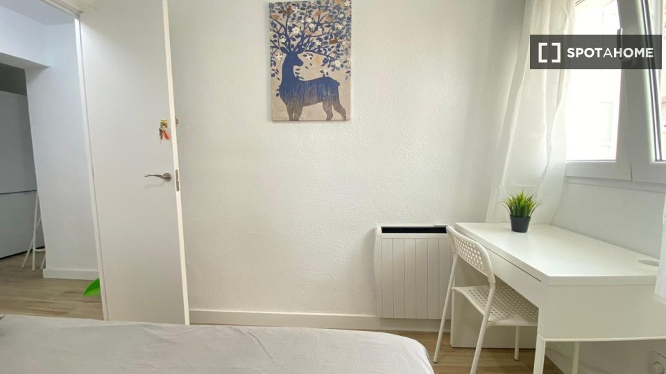 Double room Madrid, 4 beds — photo 7