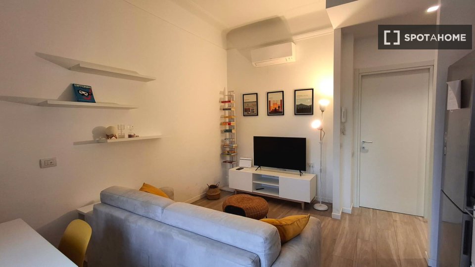 Apartment Milan, 1 bed — photo 4
