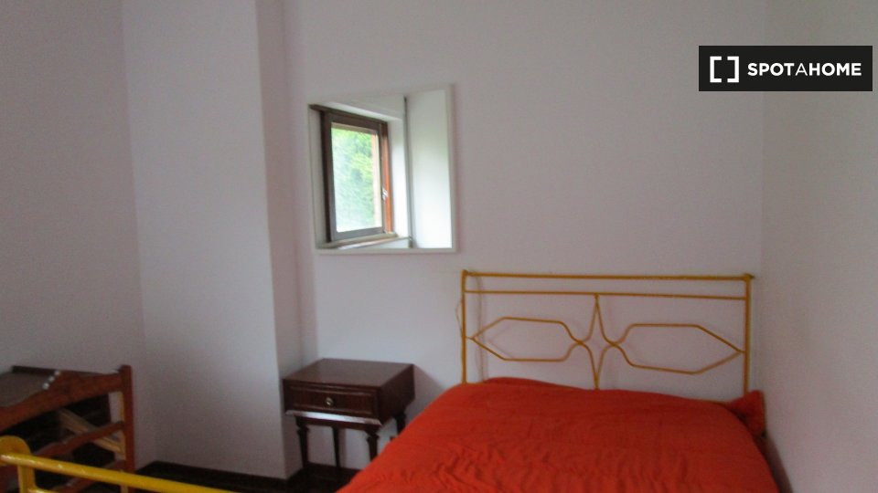 Double room Coimbra, 5 beds — photo 19