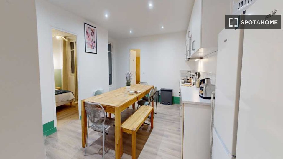 Double room Paris, 11 beds, 140m² — photo 13