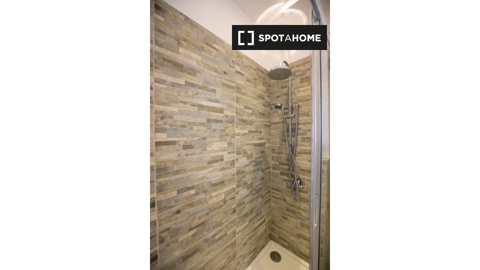 Apartment mono Milan, 16m² — photo 12