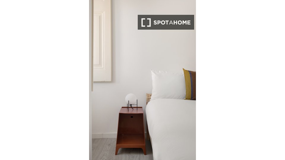 Apartment Lisbon, 1 bed — photo 18