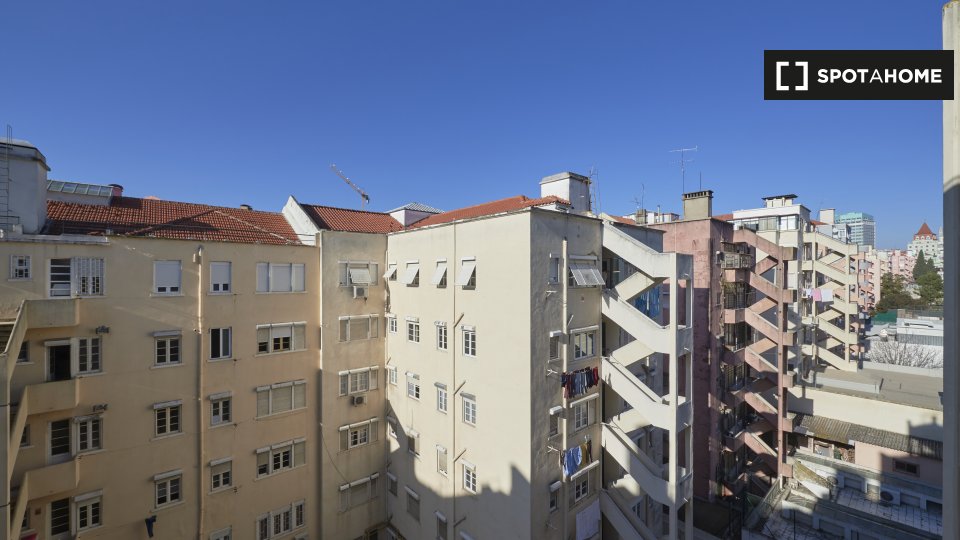 Double room Lisbon, 12 beds — photo 17
