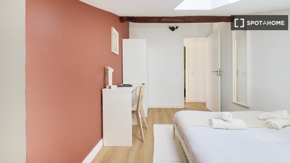 Double room Lisbon, 9 beds — photo 17