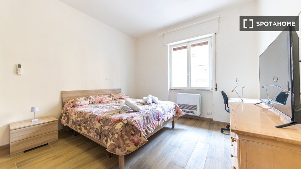 Double room Rome, 2 beds, 70m² — photo 5