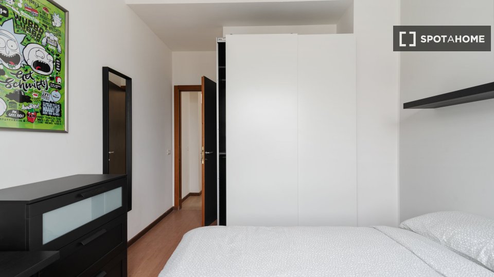 Double room Milan, 7 beds, 151m² — photo 2