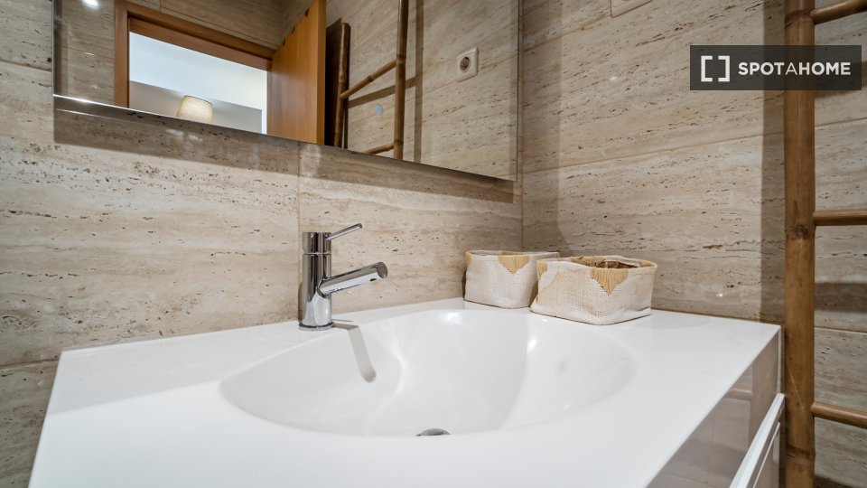 Apartment Porto, 2 beds, 128m² — photo 4