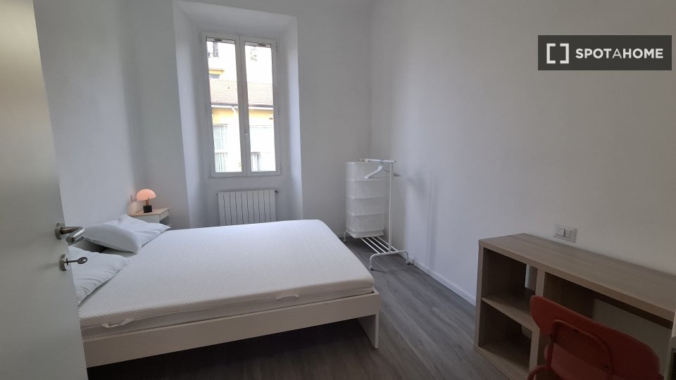 Double room Milan, 4 beds, 90m² — photo 7