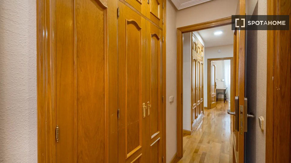 Double room Madrid, 10 beds — photo 17
