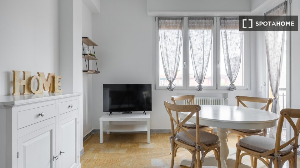 Apartment Bologna, 1 bed — photo 4