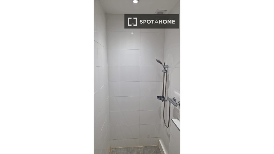 Apartment Brussels, 5 beds, 120m² — photo 27