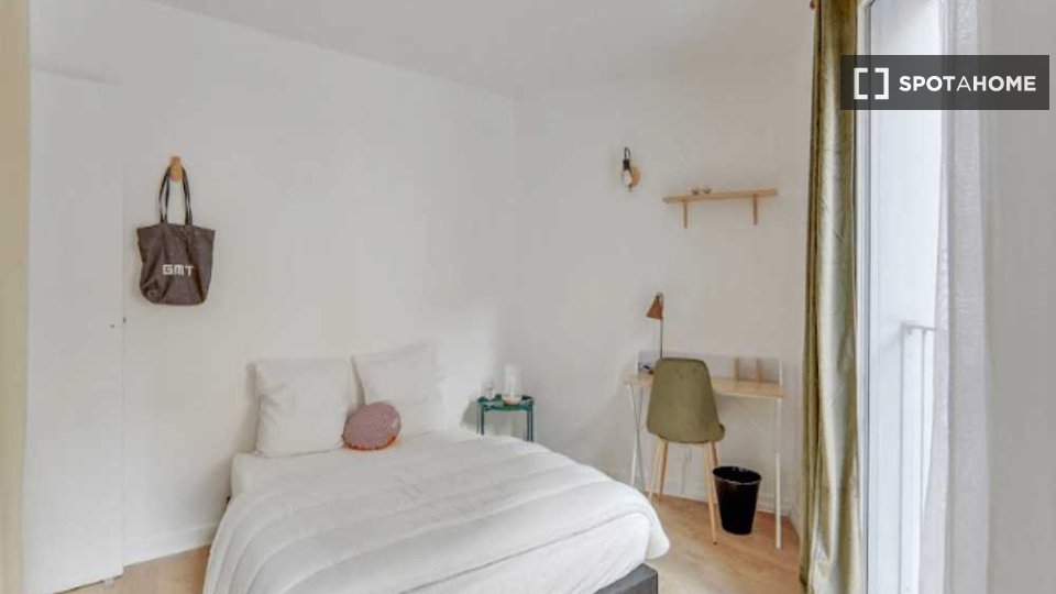 Double room Paris, 2 beds, 50m² — photo 8