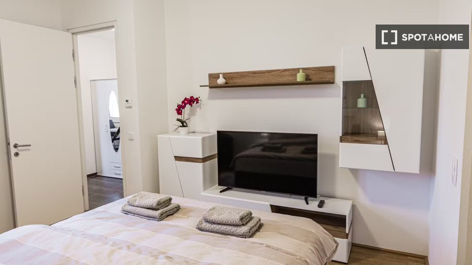 Apartment Vienna, 1 bed, 35m² — photo 2