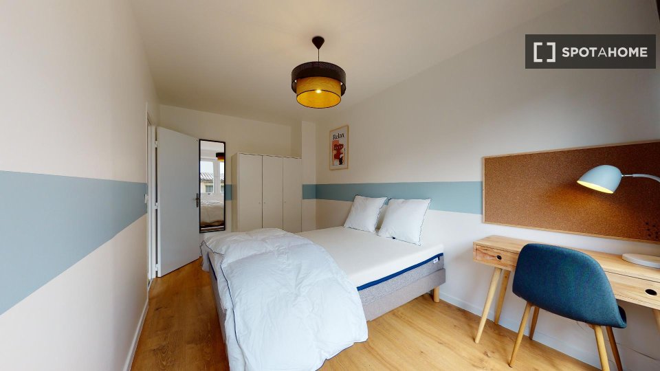 Double room Paris, 4 beds — photo 8