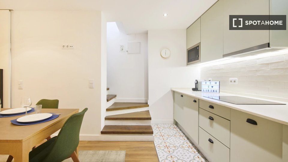 Apartment Lisbon, 1 bed — photo 5