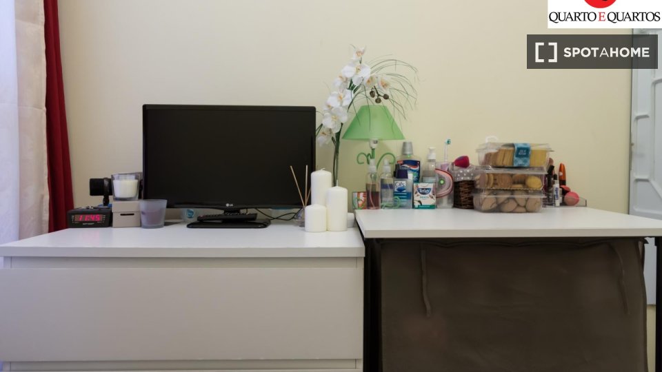 Double room Lisbon, 7 beds — photo 1