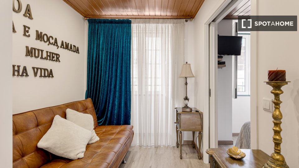 Apartment Lisbon, 1 bed — photo 7