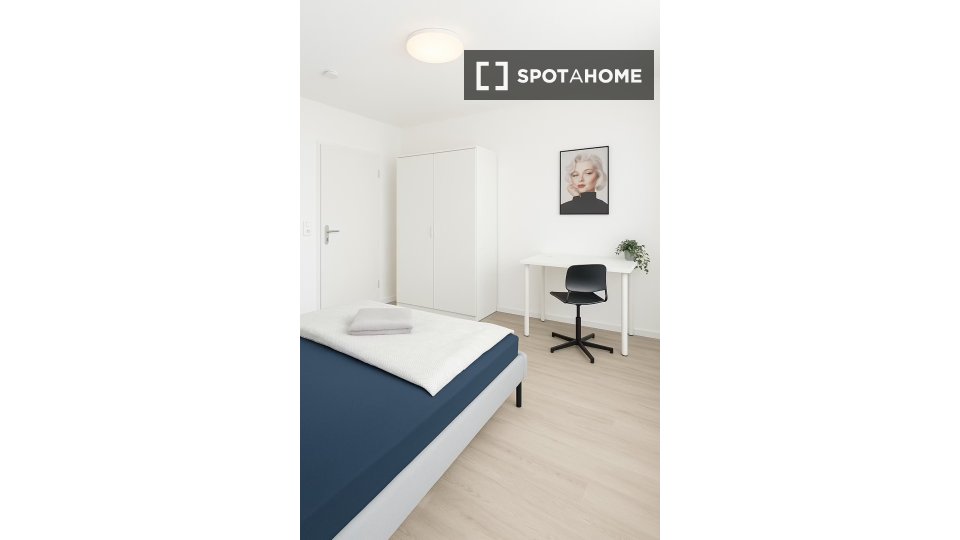 Double room Munich, 4 beds — photo 1