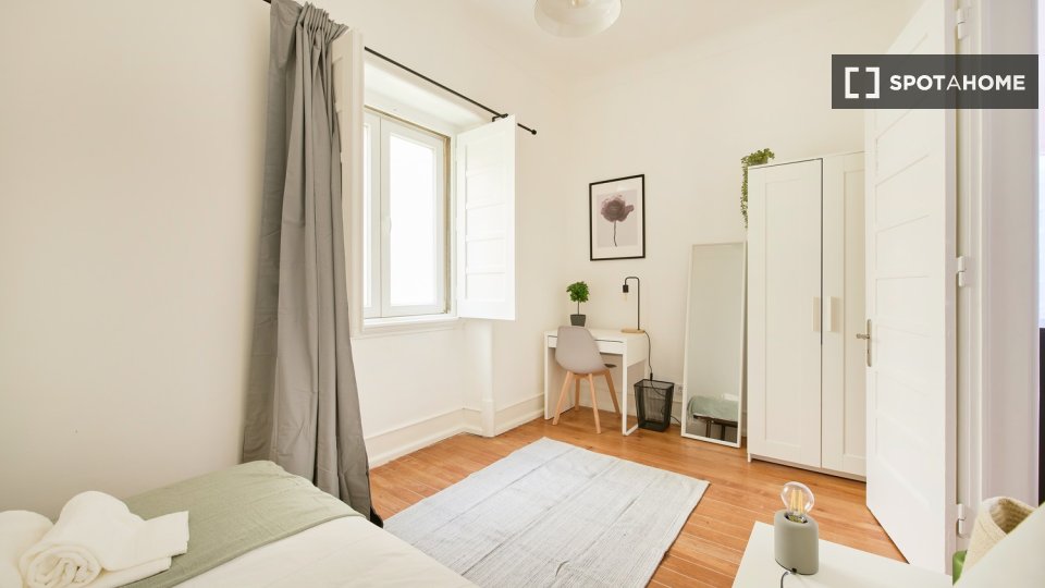 Double room Lisbon, 7 beds — photo 1