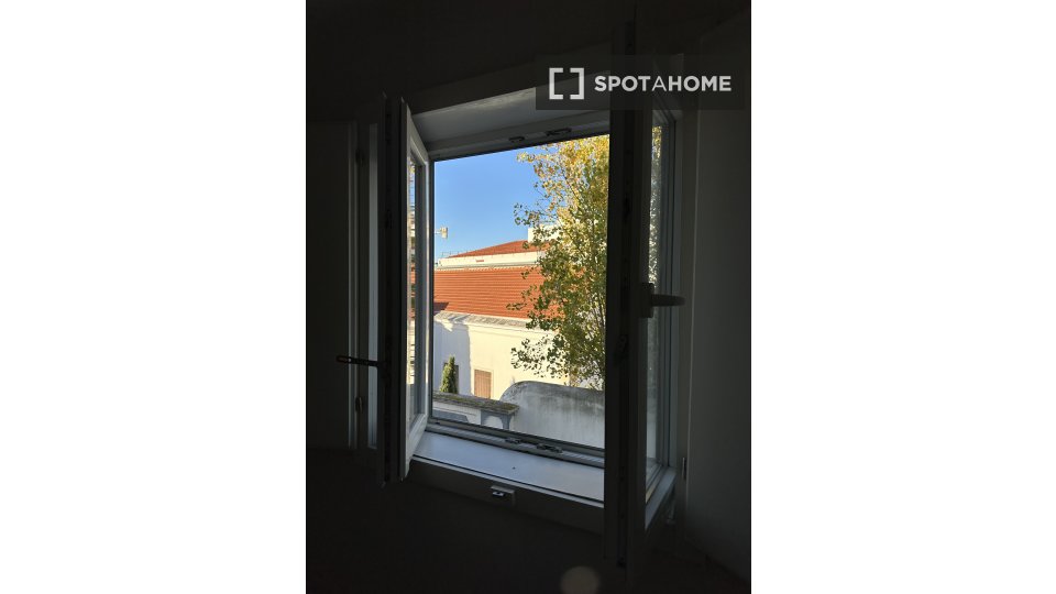 Apartment Lisbon, 2 beds — photo 65